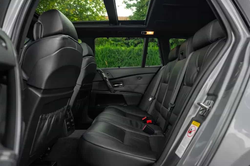 ALPINA B5 4.4 V8 Touring 500PS | AHK | S/H-Dach | 03/2006-photo-7