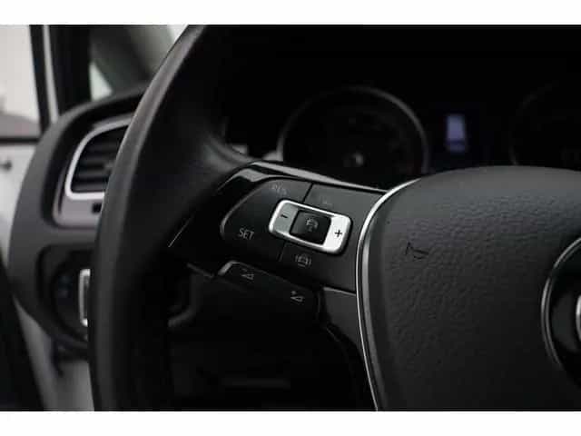 Volkswagen Golf VII 1.5 DSG Highline LED ACC Sportsitze 06/2020-photo-14