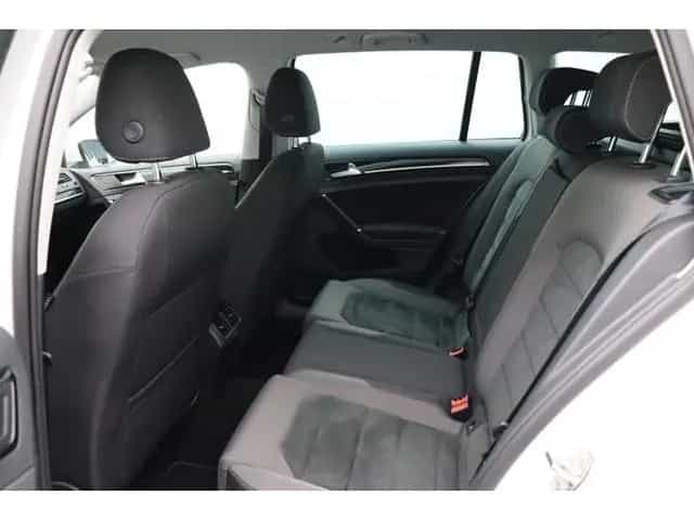 Volkswagen Golf VII 1.5 DSG Highline LED ACC Sportsitze 06/2020-photo-19