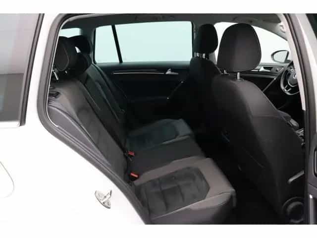 Volkswagen Golf VII 1.5 DSG Highline LED ACC Sportsitze 06/2020-photo-21
