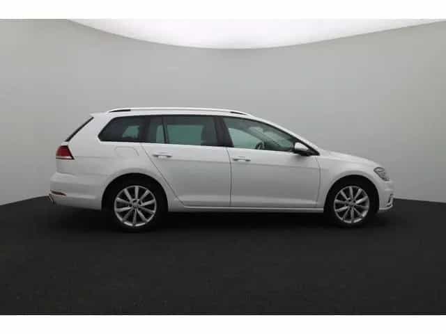 Volkswagen Golf VII 1.5 DSG Highline LED ACC Sportsitze 06/2020-photo-4