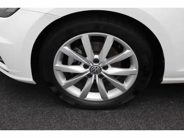 Volkswagen Golf VII 1.5 DSG Highline LED ACC Sportsitze 06/2020-photo-9