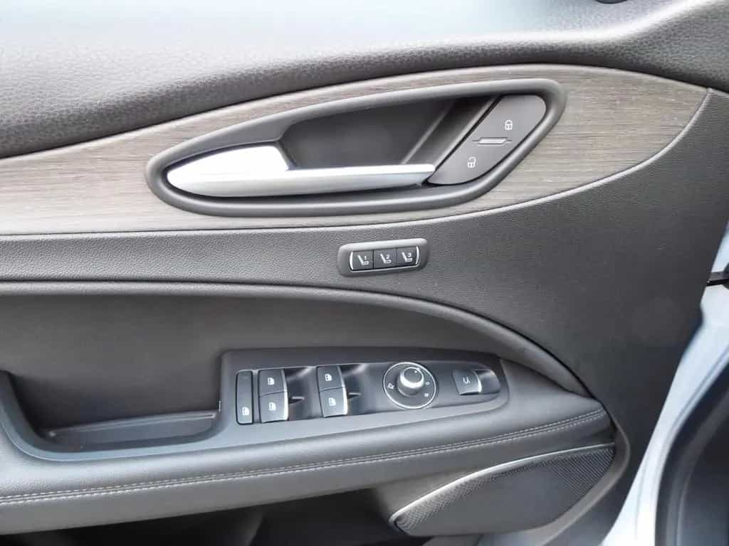 Alfa Romeo Stelvio 2.0 Turbo 16V 206 kW Ti AT8-Q4 04/2023-photo-16