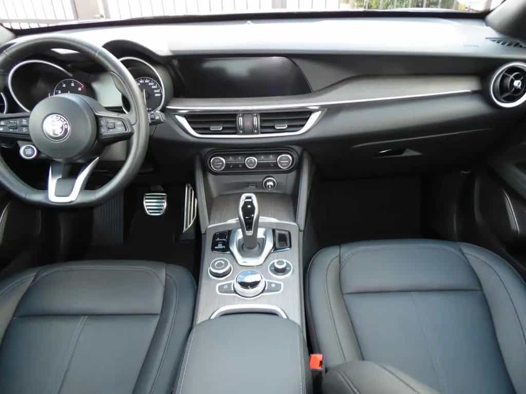 Alfa Romeo Stelvio 2.0 Turbo 16V 206 kW Ti AT8-Q4 04/2023-photo-9