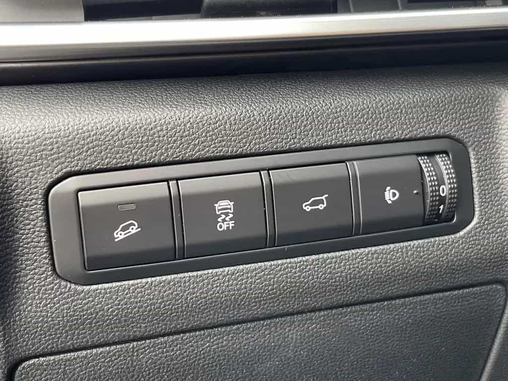 BAIC Beijing X75 PANO Leder CarPlay SHZ inkl. ÜBF STM 10/2025-photo-16