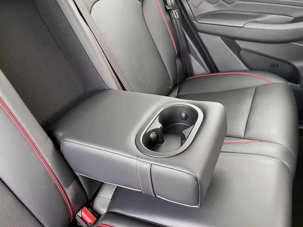 BAIC Beijing X75 PANO Leder CarPlay SHZ inkl. ÜBF STM 10/2025-photo-27