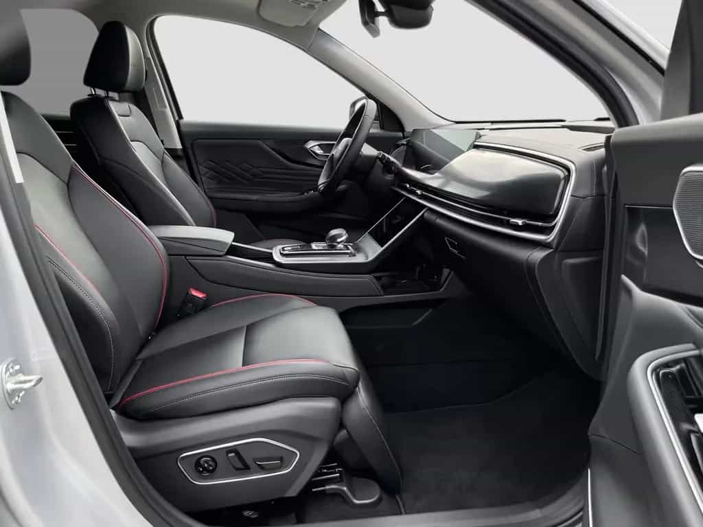 BAIC Beijing X75 PANO Leder CarPlay SHZ inkl. ÜBF STM 10/2025-photo-28