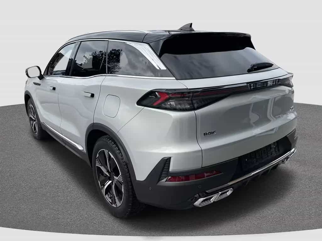 BAIC Beijing X75 PANO Leder CarPlay SHZ inkl. ÜBF STM 10/2025-photo-8