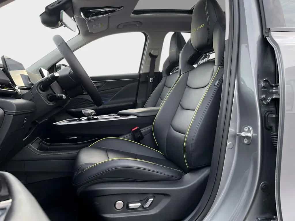 BAIC Beijing X55 PANO Leder CarPlay SHZ 360°Kamera TP 10/2025-photo-16