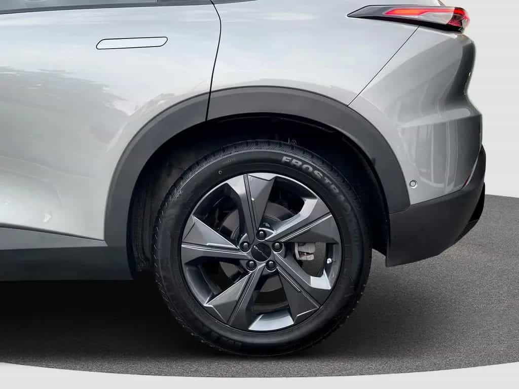BAIC Beijing X55 PANO Leder CarPlay SHZ 360°Kamera TP 10/2025-photo-3