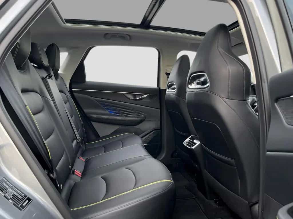 BAIC Beijing X55 PANO Leder CarPlay SHZ 360°Kamera TP 10/2025-photo-31