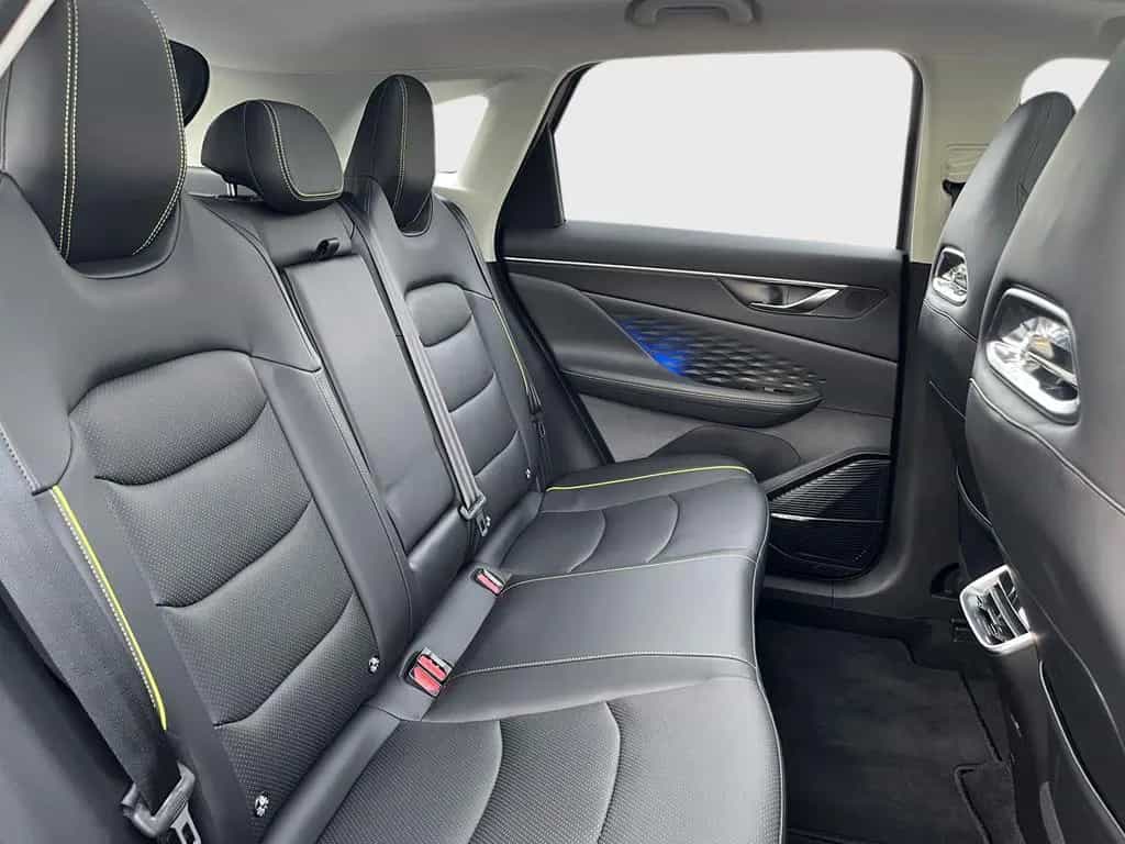 BAIC Beijing X55 PANO Leder CarPlay SHZ 360°Kamera TP 10/2025-photo-33