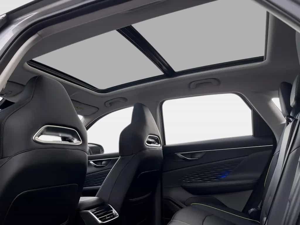 BAIC Beijing X55 PANO Leder CarPlay SHZ 360°Kamera TP 10/2025-photo-8