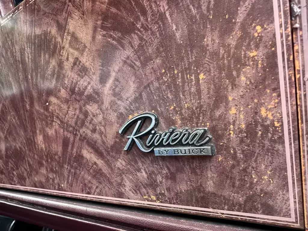 Buick Riviera 06/1983-photo-16