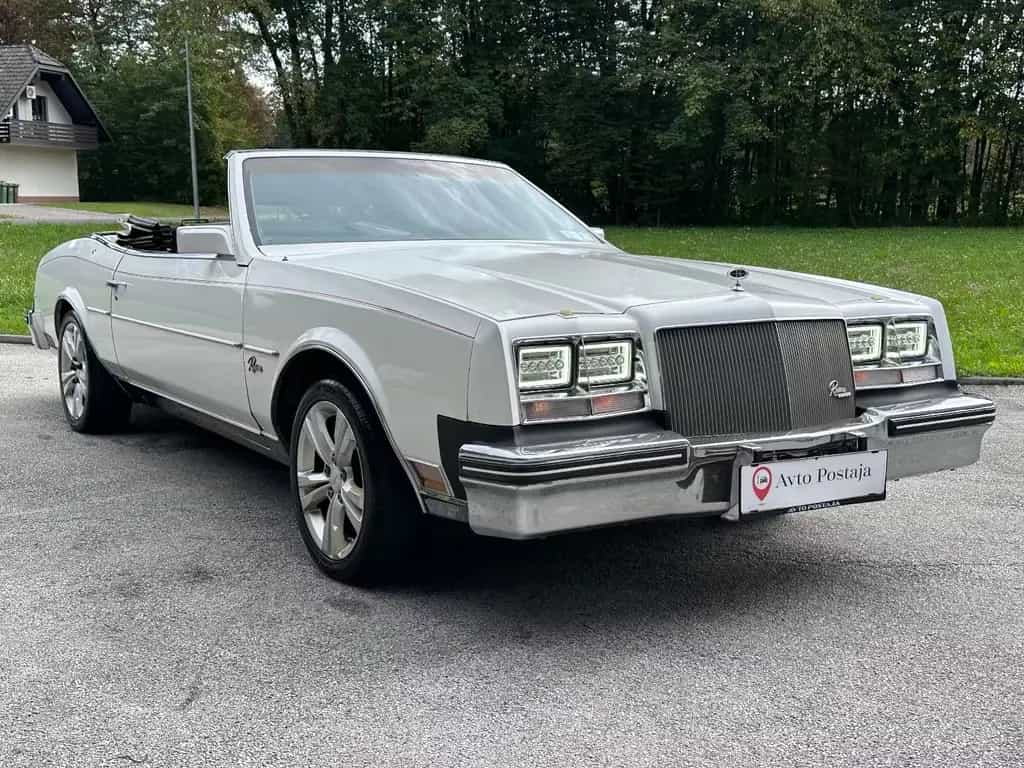 Buick Riviera 06/1983-photo-4