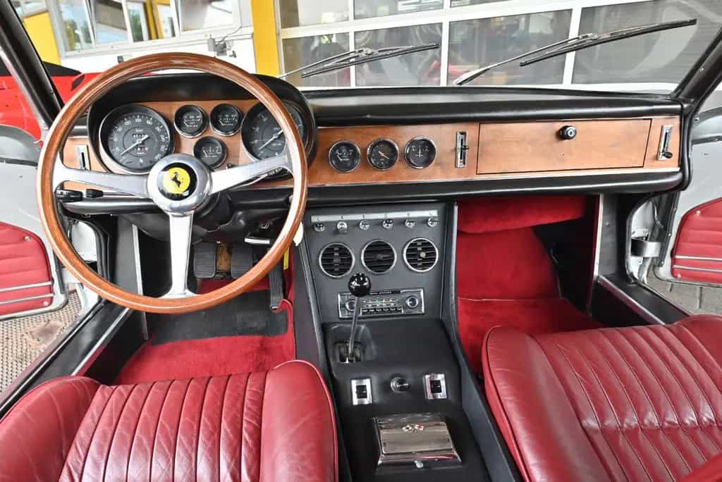Ferrari 330 GTC/Motor überholt/Vollst.Historie/Garantie 11/1966-photo-32