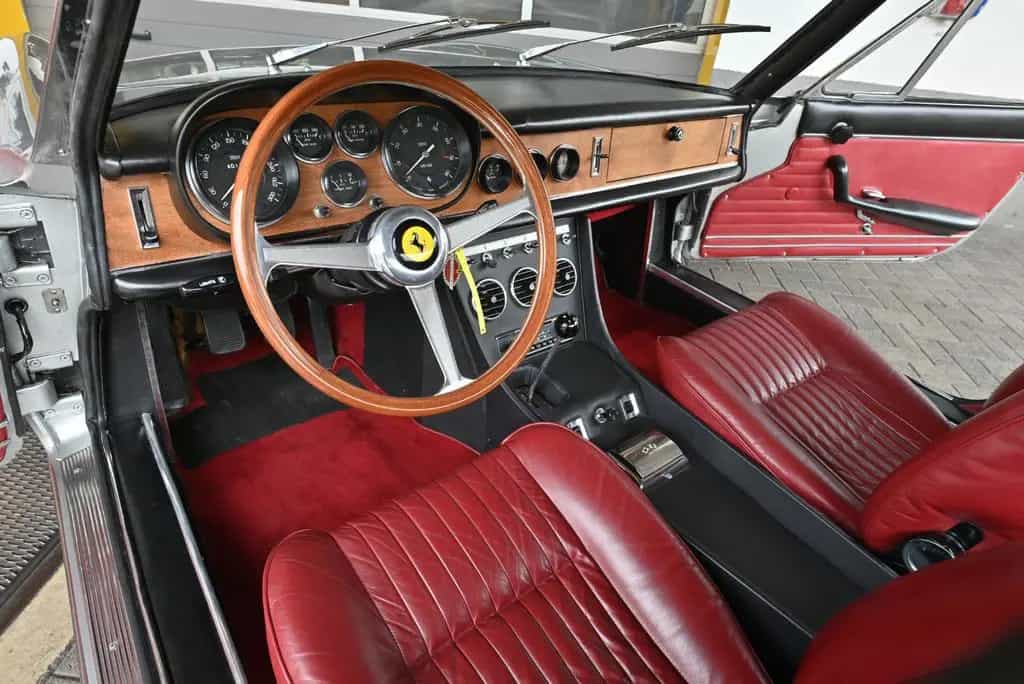 Ferrari 330 GTC/Motor überholt/Vollst.Historie/Garantie 11/1966-photo-6