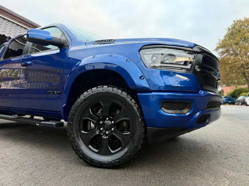 Dodge RAM SPORT*5.7*4X4*OFF-ROAD*LIFT*AHK*LED*GARANTIE*TOP 12/2020-photo-14