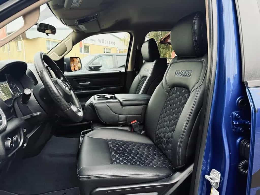 Dodge RAM SPORT*5.7*4X4*OFF-ROAD*LIFT*AHK*LED*GARANTIE*TOP 12/2020-photo-32
