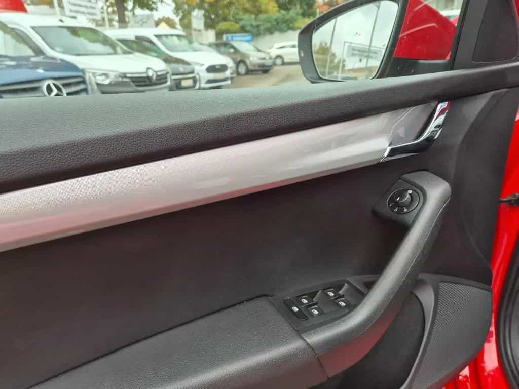 Skoda Octavia 1.2 TSI Lim. +Automatik+Klima+AHK 05/2016-photo-13