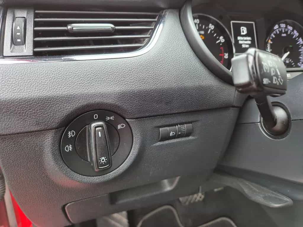 Skoda Octavia 1.2 TSI Lim. +Automatik+Klima+AHK 05/2016-photo-14