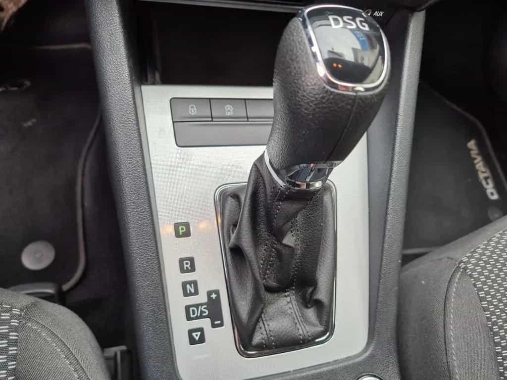 Skoda Octavia 1.2 TSI Lim. +Automatik+Klima+AHK 05/2016-photo-17