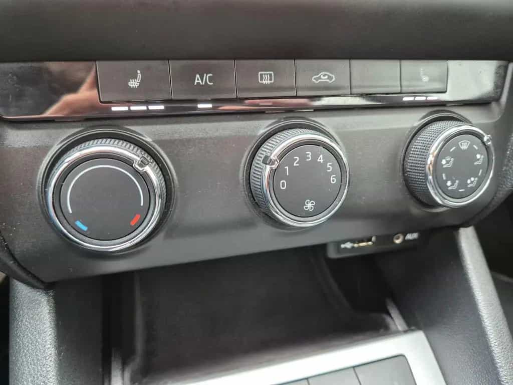 Skoda Octavia 1.2 TSI Lim. +Automatik+Klima+AHK 05/2016-photo-18