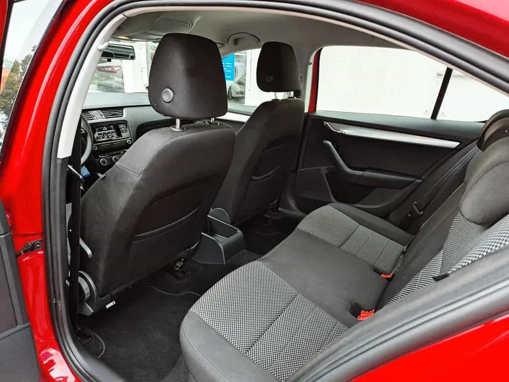 Skoda Octavia 1.2 TSI Lim. +Automatik+Klima+AHK 05/2016-photo-21