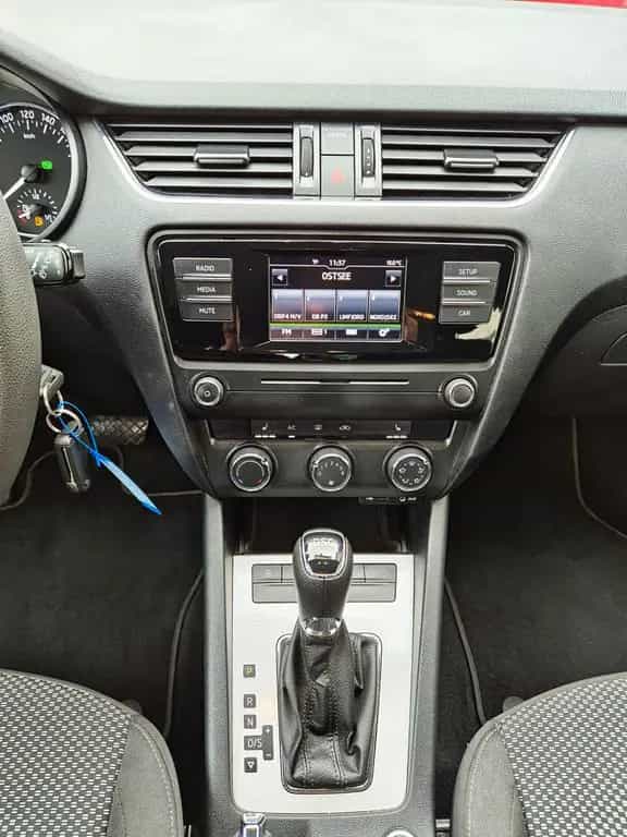 Skoda Octavia 1.2 TSI Lim. +Automatik+Klima+AHK 05/2016-photo-24
