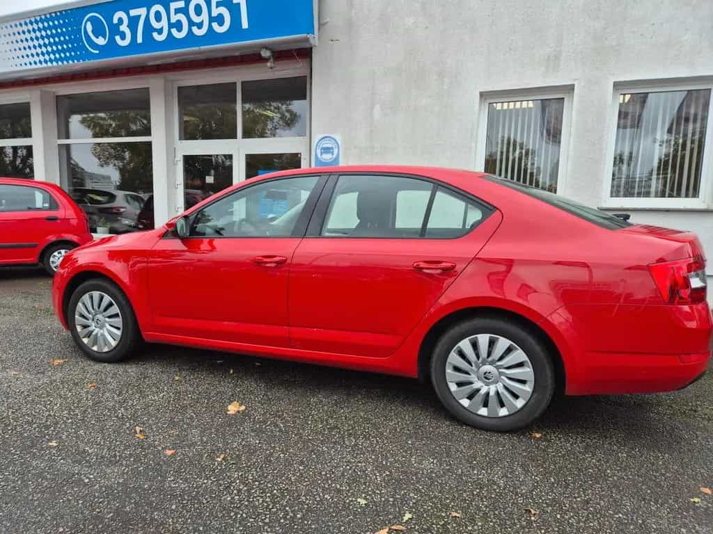 Skoda Octavia 1.2 TSI Lim. +Automatik+Klima+AHK 05/2016-photo-6