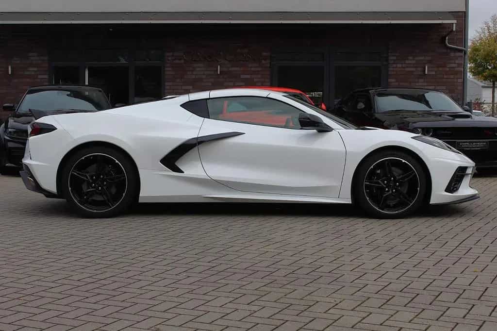 Corvette C8 EU C8 Targa, Karbon, 3LT, Frontlift, 1.Hand, COC 09/2022-photo-3
