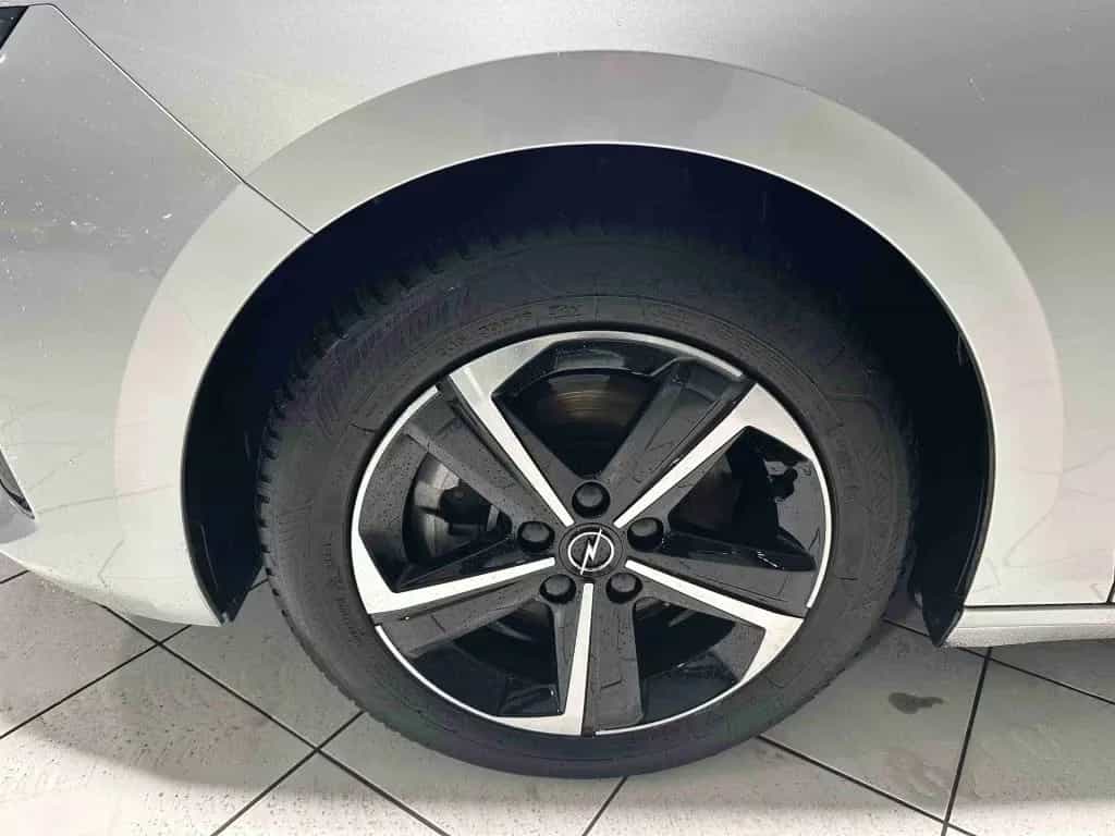 Opel Astra 10/2024-photo-2