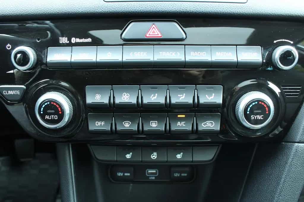 Kia Sportage Black Edition 4WD*LED*Pano*JBL 08/2021-photo-20