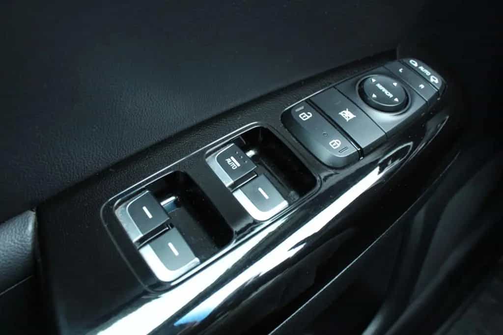 Kia Sportage Black Edition 4WD*LED*Pano*JBL 08/2021-photo-23