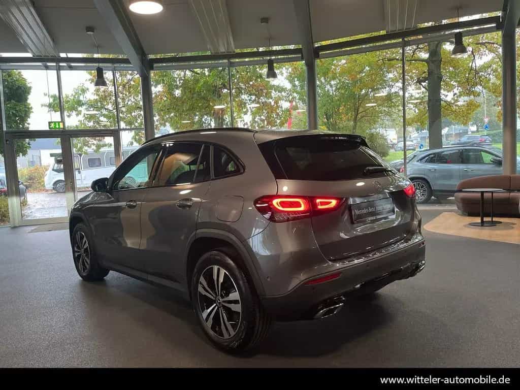 Mercedes-Benz GLA 220 d Progressive LED/360°/Night/Ambientebe. 09/2020-photo-11