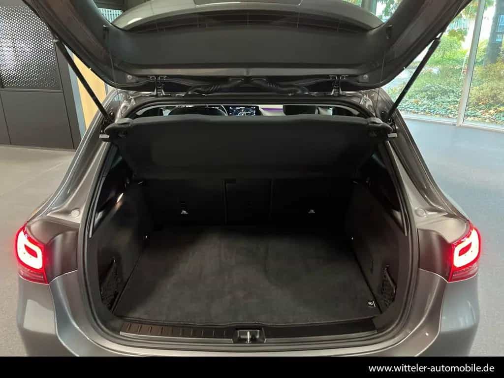 Mercedes-Benz GLA 220 d Progressive LED/360°/Night/Ambientebe. 09/2020-photo-18