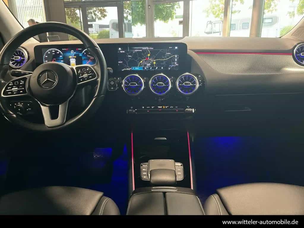 Mercedes-Benz GLA 220 d Progressive LED/360°/Night/Ambientebe. 09/2020-photo-7