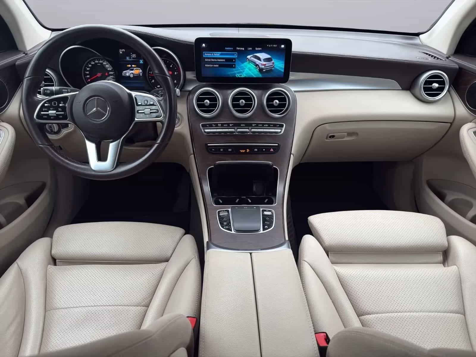 Mercedes-Benz GLC-Class 300 09/2019-photo-10