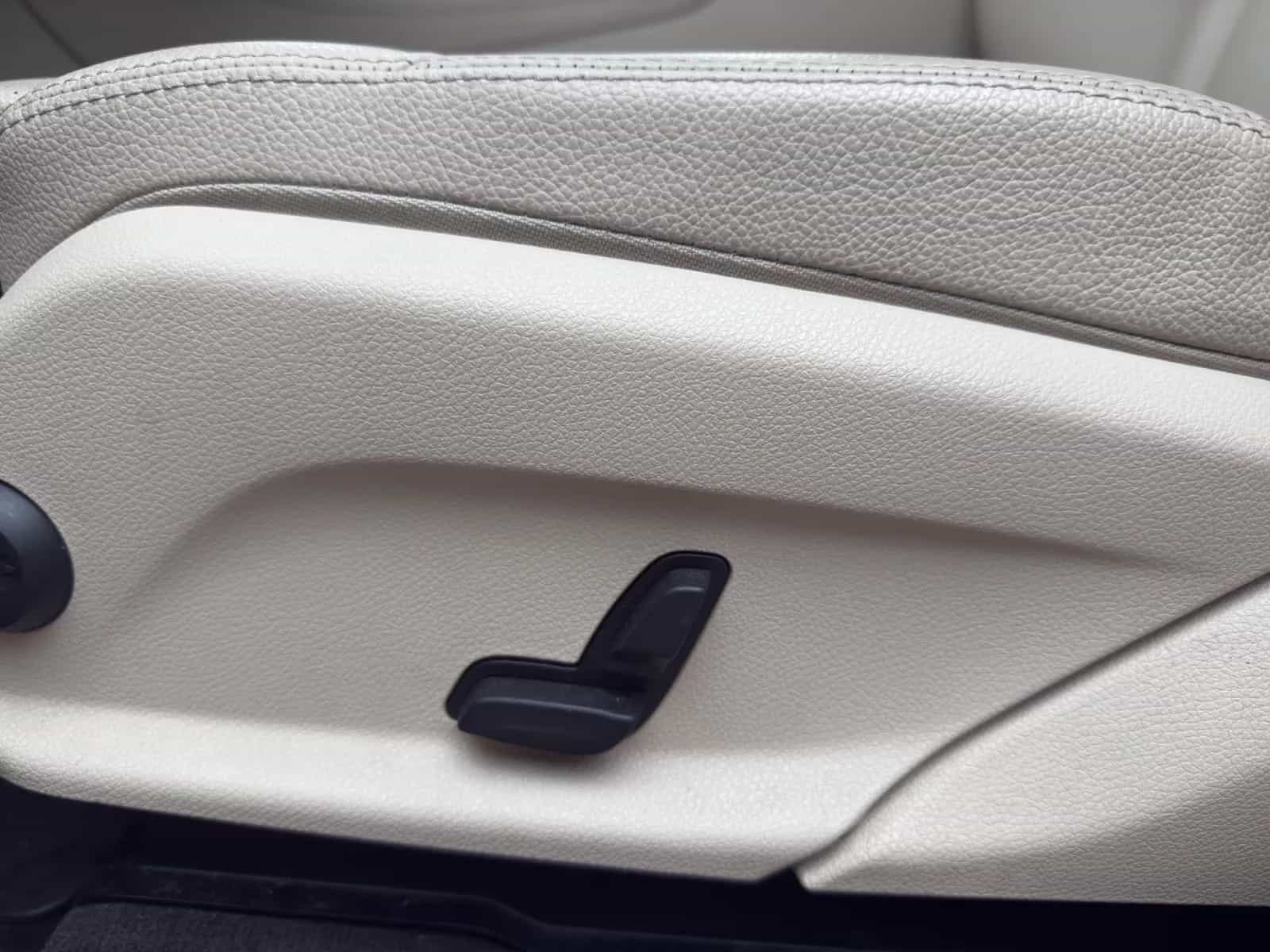 Mercedes-Benz GLC-Class 300 09/2019-photo-20
