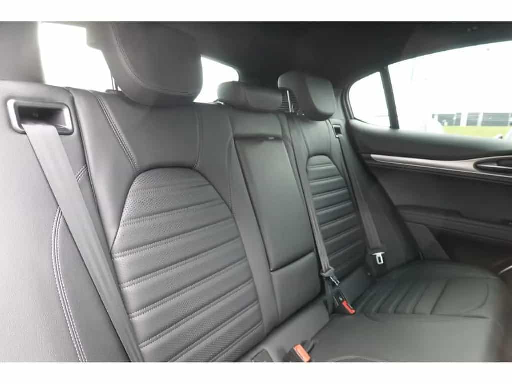Alfa Romeo Stelvio Q4 Sprint 2.0 Turbo 16V  AHK-el. klappb. 08/2022-photo-10