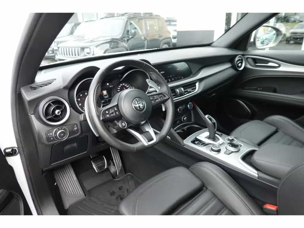 Alfa Romeo Stelvio Q4 Sprint 2.0 Turbo 16V  AHK-el. klappb. 08/2022-photo-14