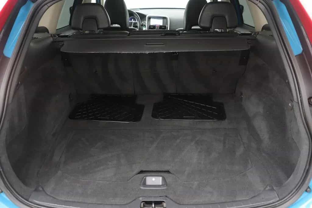 Volvo XC60 3.0 T6 AWD R-Design | ACC | panorama dach | 11/2012-photo-38