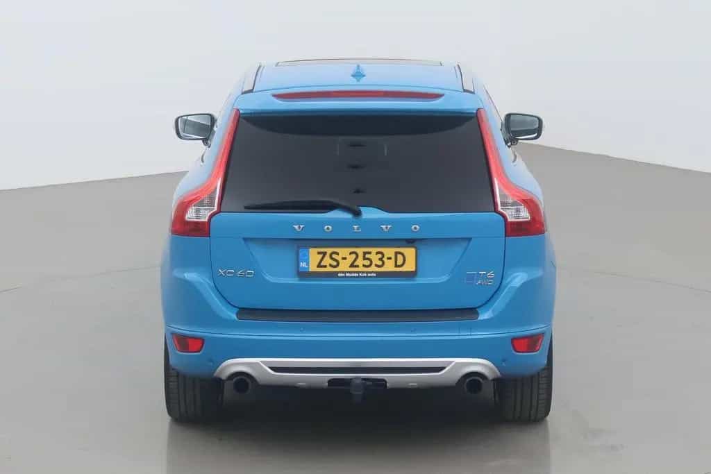 Volvo XC60 3.0 T6 AWD R-Design | ACC | panorama dach | 11/2012-photo-8