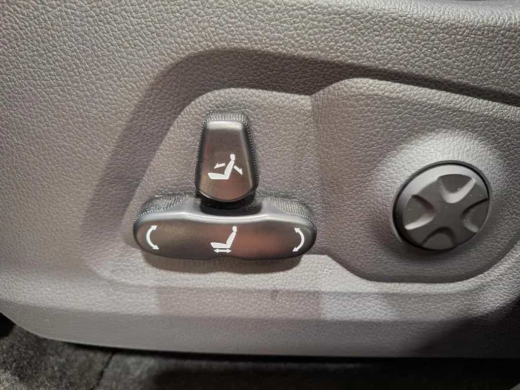 Ssangyong REXTON 2.2D Sapphire 4WD AT Elegance Pak.|20Z.|N 06/2023-photo-16