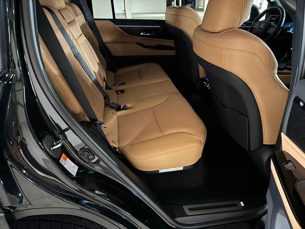 Lexus LX 500 2026+V6+SIGNATURE+EU+BERLIN+stock null-photo-19