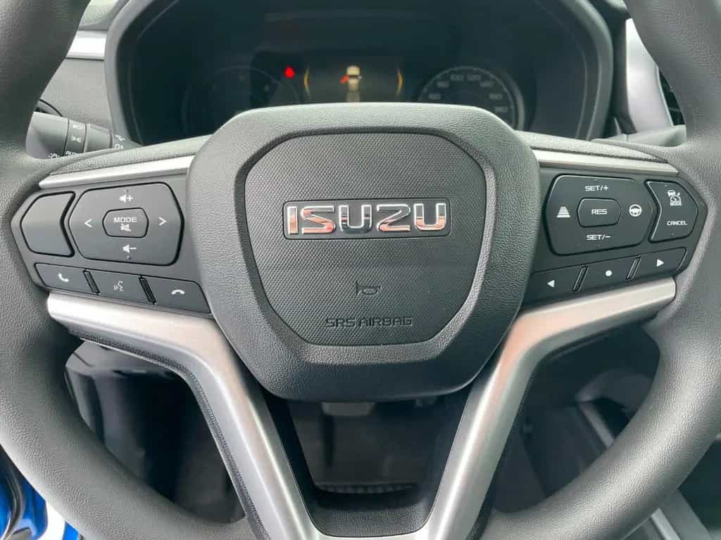 Isuzu D-Max Space Cab 4WD LS*DAB*ACC*PTC null-photo-11