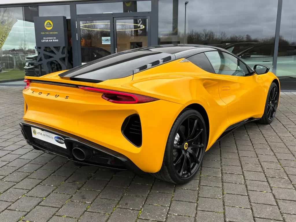 Lotus Emira V6 SE, Lotus am Ring by Komo-Tec GmbH null-photo-3