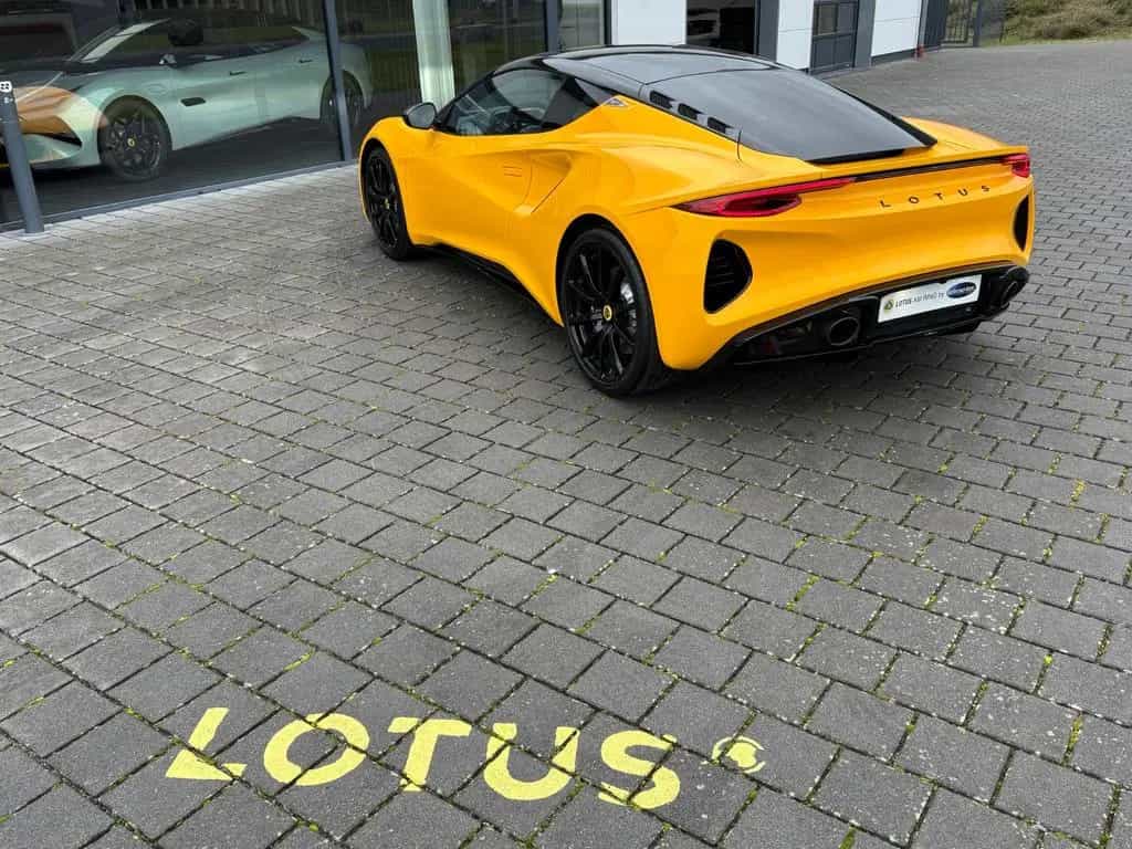 Lotus Emira V6 SE, Lotus am Ring by Komo-Tec GmbH null-photo-5
