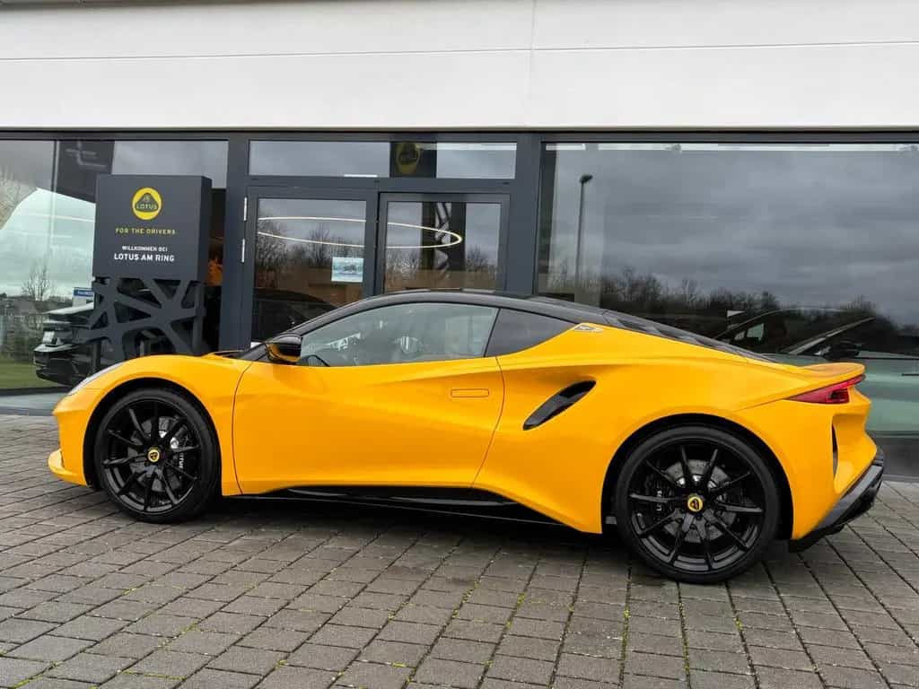 Lotus Emira V6 SE, Lotus am Ring by Komo-Tec GmbH null-photo-6