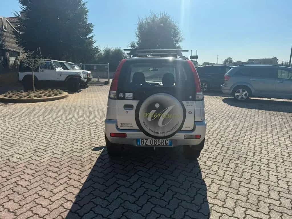 Daihatsu Terios 1.5 4WD B Easy Green Powered 10/2010-photo-5